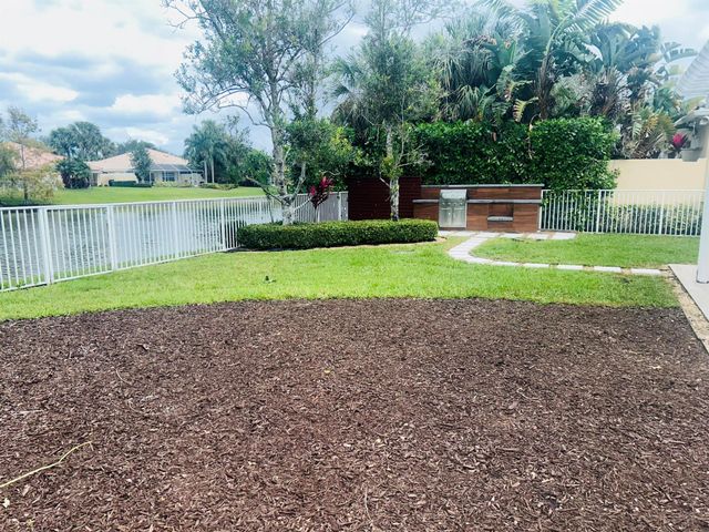 8455 Belize Place, Wellington, FL 33414