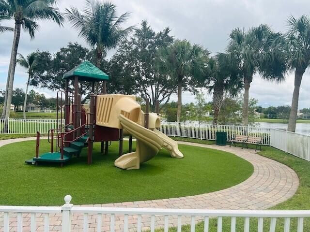 8455 Belize Place, Wellington, FL 33414