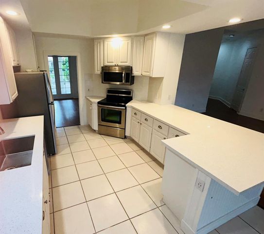 8455 Belize Place, Wellington, FL 33414