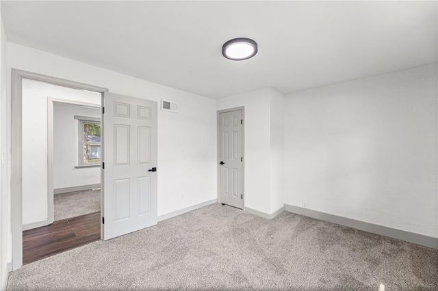 8716 E 74th Street, Kansas City, MO 64133