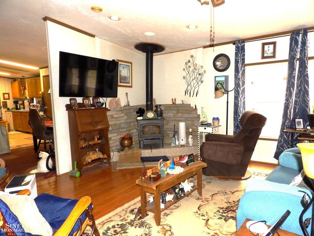 2051 W Parklane Road, White Cloud, MI 49349