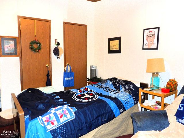 2051 W Parklane Road, White Cloud, MI 49349