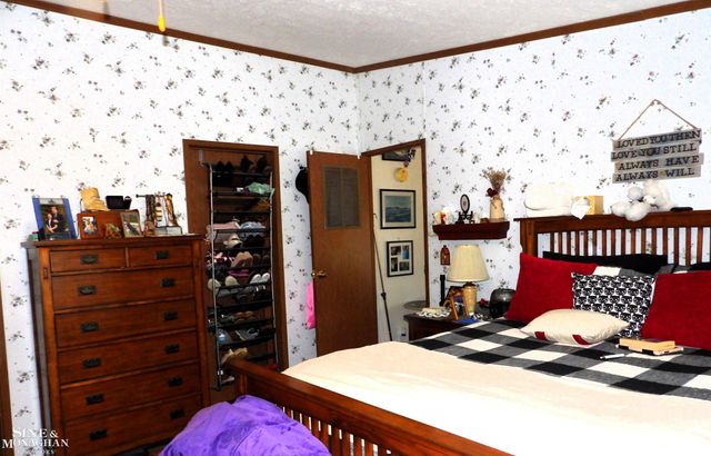 2051 W Parklane Road, White Cloud, MI 49349