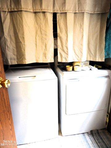 2051 W Parklane Road, White Cloud, MI 49349