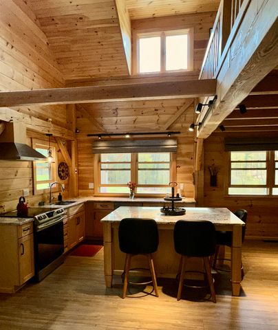 42 Mountain Road, Middletown Springs, VT 05757