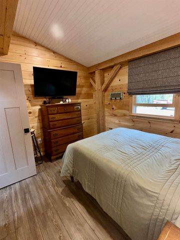 42 Mountain Road, Middletown Springs, VT 05757