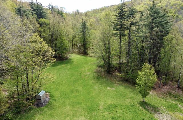 42 Mountain Road, Middletown Springs, VT 05757