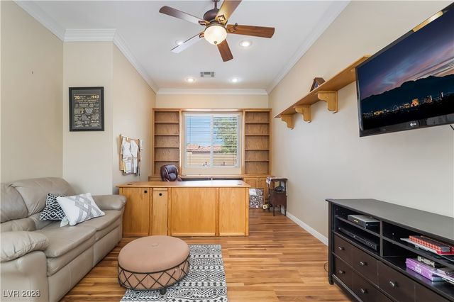 7876 Galloping Hills Street, Las Vegas, NV 89113