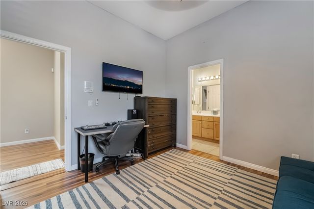 7876 Galloping Hills Street, Las Vegas, NV 89113