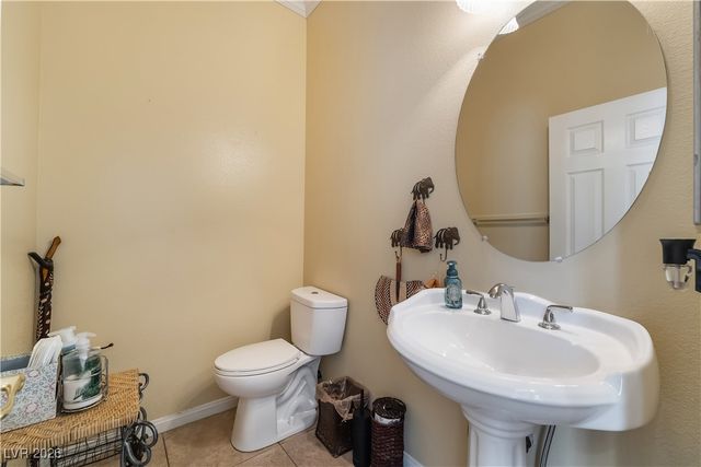 7876 Galloping Hills Street, Las Vegas, NV 89113