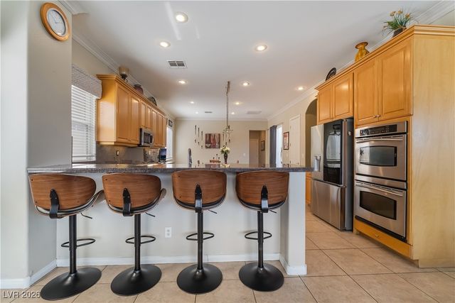 7876 Galloping Hills Street, Las Vegas, NV 89113