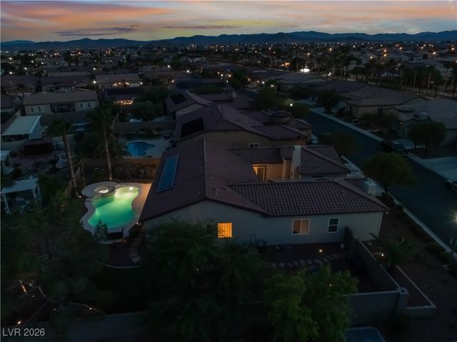 7876 Galloping Hills Street, Las Vegas, NV 89113