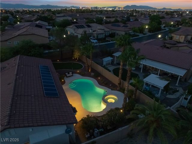 7876 Galloping Hills Street, Las Vegas, NV 89113