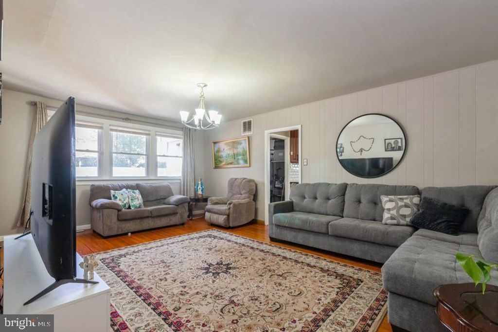 212 3RD AVE W, CHERRY HILL, NJ 08002 — photo 4
