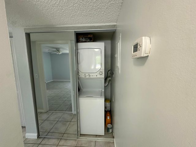 1799 Fairview Villas Drive 1, Palm Springs, FL 33406