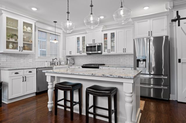 2285 Ashmore Avenue, Chattanooga, TN 37415