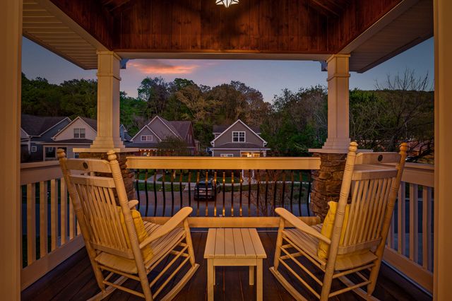 2285 Ashmore Avenue, Chattanooga, TN 37415