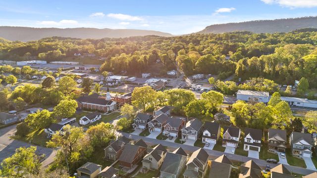 2285 Ashmore Avenue, Chattanooga, TN 37415