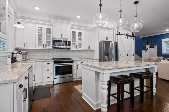 2285 Ashmore Avenue, Chattanooga, TN 37415