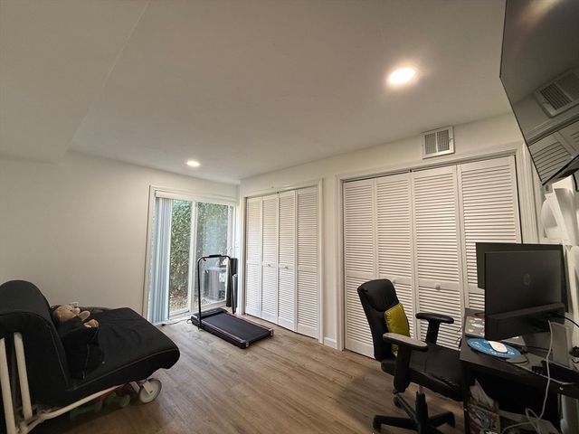 136 Algonquin Trl 136, Ashland, MA 01721