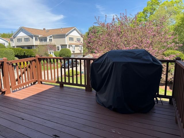 136 Algonquin Trl 136, Ashland, MA 01721