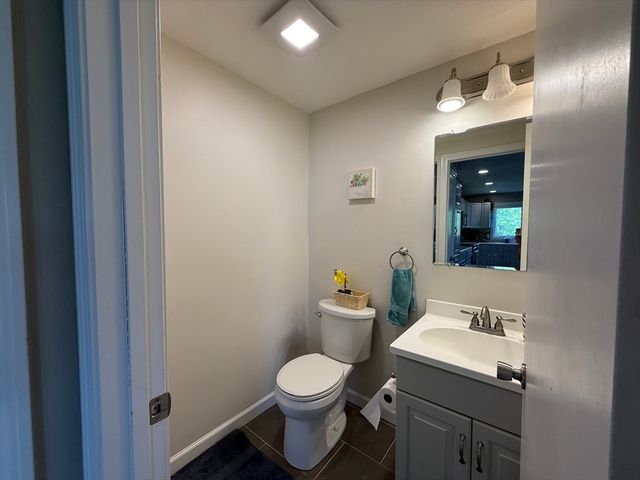 136 Algonquin Trl 136, Ashland, MA 01721