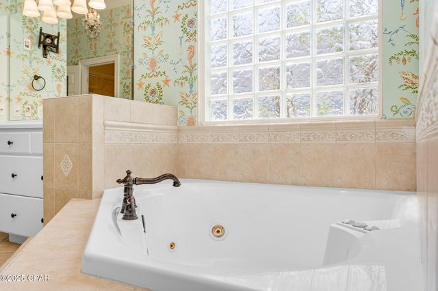 122 Dragon Circle, Panama City, FL 32408