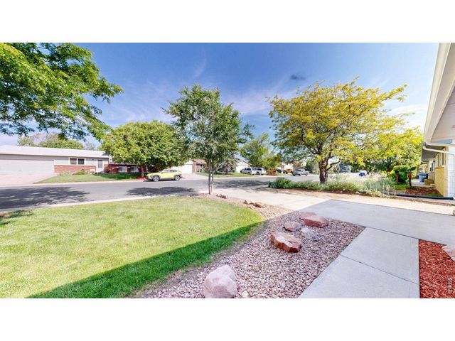 1702 Diana Dr, Loveland, CO 80537
