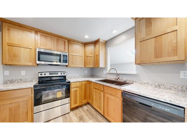 1702 Diana Dr, Loveland, CO 80537