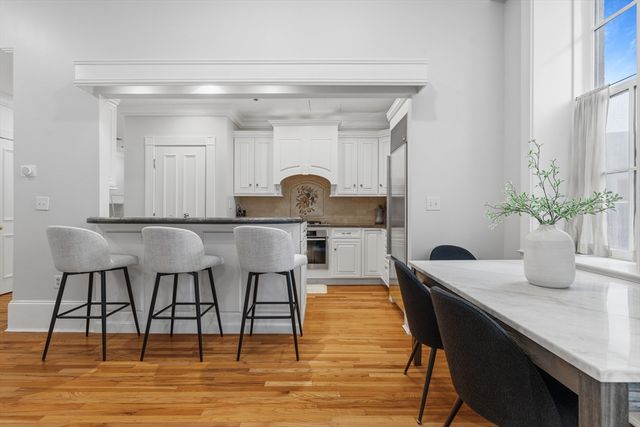 41-43 Phillips St 8, Boston, MA 02114