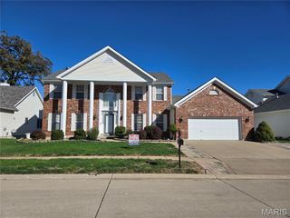 1102 Nooning Tree Drive, Chesterfield, MO 63017