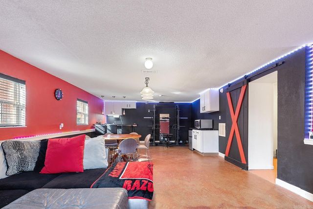 7365 W Ridge Circle, Sherwood, AR 72120