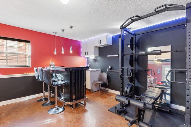 7365 W Ridge Circle, Sherwood, AR 72120