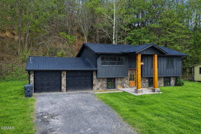 3139 Easy Street, Sevierville, TN 37862