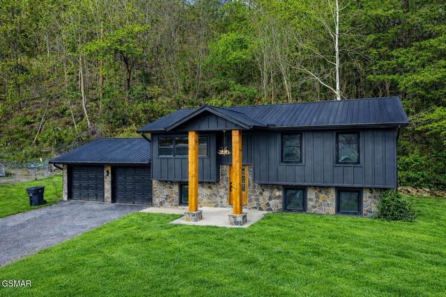 3139 Easy Street, Sevierville, TN 37862