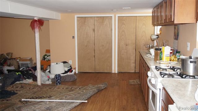 4041 Dodge Street, Detroit, MI 48211
