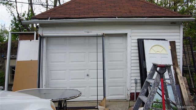 4041 Dodge Street, Detroit, MI 48211