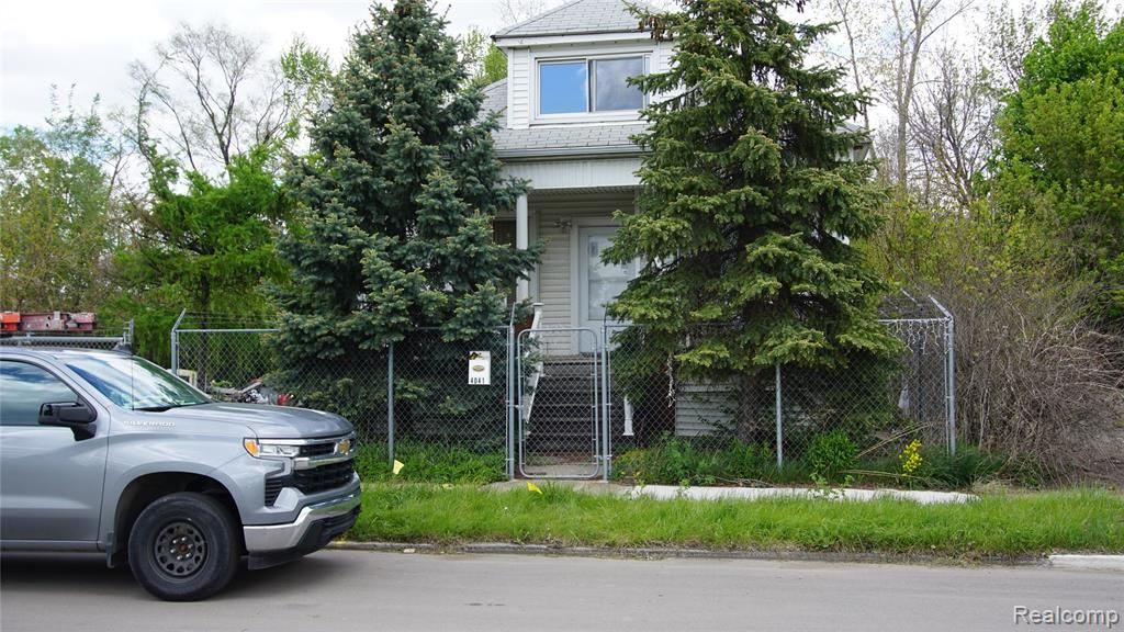 4041 Dodge Street, Detroit, MI 48211