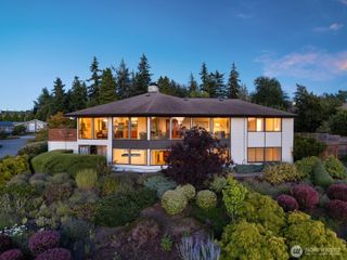 1011 E Toledo Street, Bellingham, WA 98229