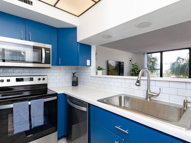 3505 S Ocean Drive 305, Hollywood, FL 33019