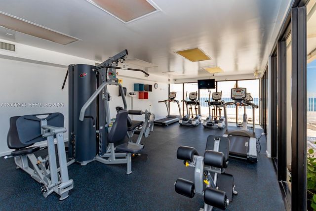 3505 S Ocean Drive 305, Hollywood, FL 33019