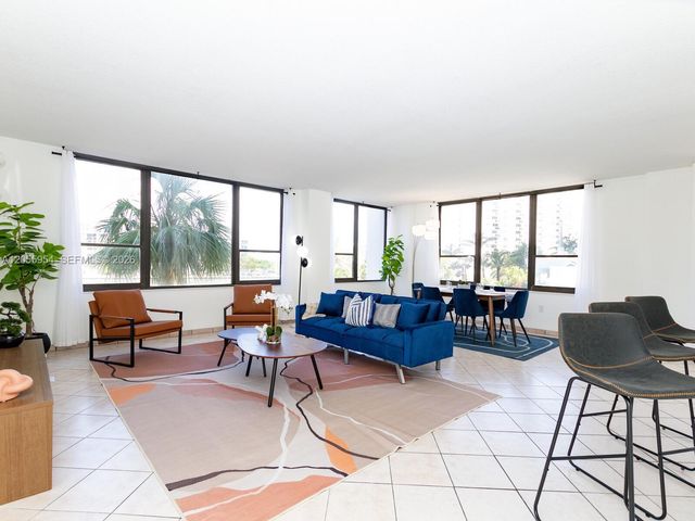 3505 S Ocean Drive 305, Hollywood, FL 33019