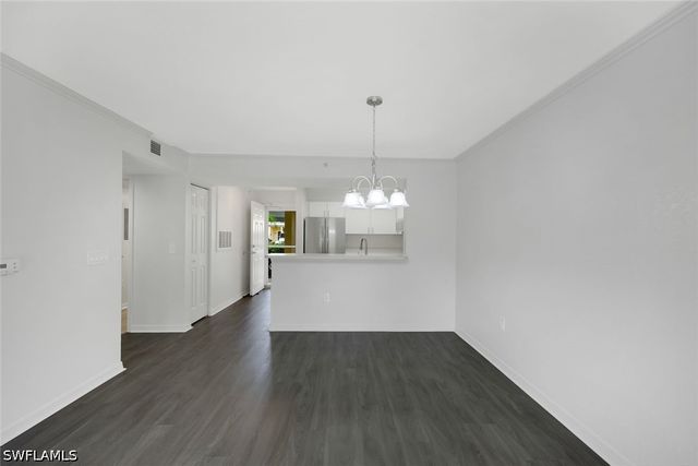 8298 Key Royal LN 415, Naples, FL 34119