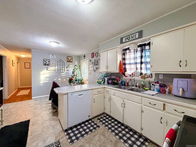 127 Gary Street, Clinton, AR 72031