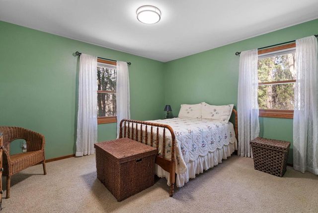 2878 Golden Circle, Stoughton, WI 53589