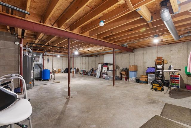 2878 Golden Circle, Stoughton, WI 53589