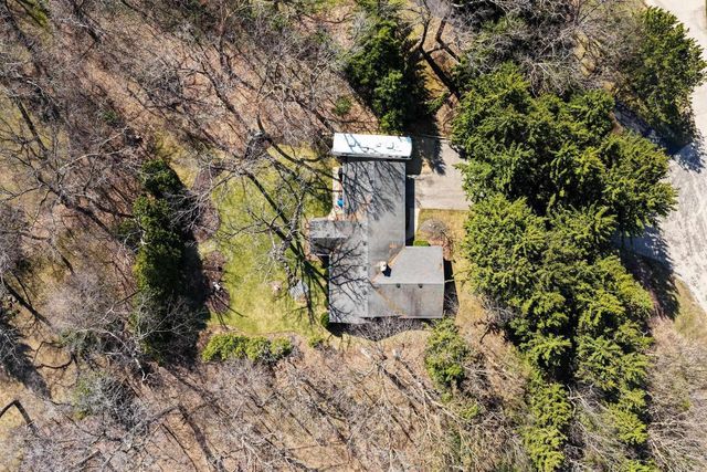 2878 Golden Circle, Stoughton, WI 53589