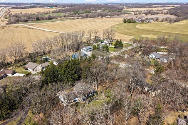 2878 Golden Circle, Stoughton, WI 53589