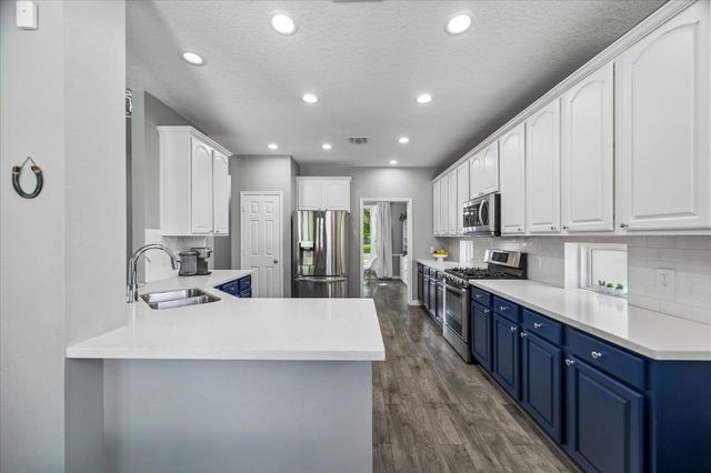 1418 Summer Forest Drive, Sugar Land, TX 77479