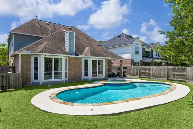 1418 Summer Forest Drive, Sugar Land, TX 77479